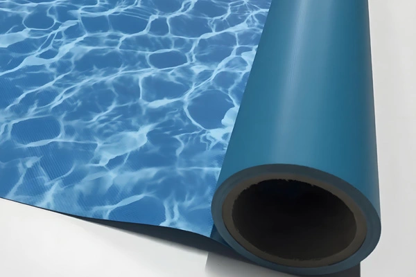 Yüzme havuzunuzun PVC brandasını korumak: ipuçları ve püf noktaları