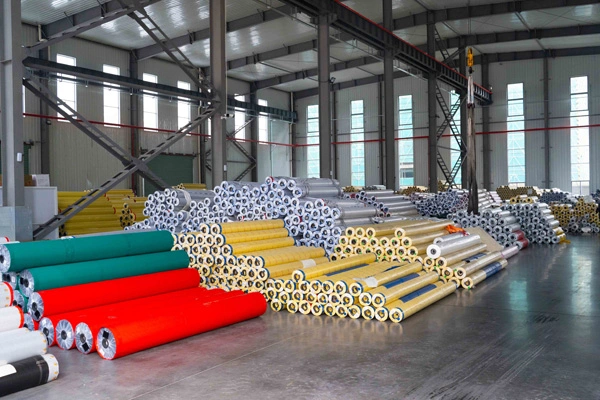 Yüzme havuzu PVC tente uygulaması